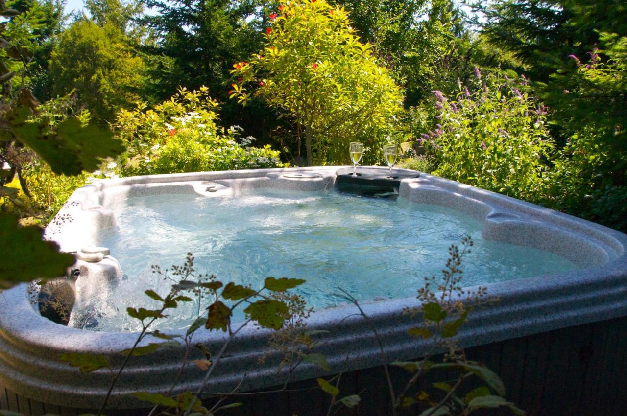 Wetherly Inn & Spa Ganges Exterior photo
